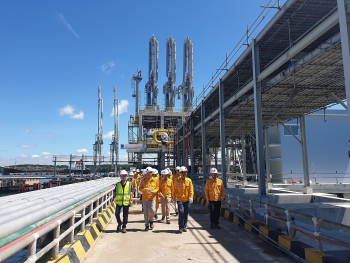 Lãnh đạo PV GAS thăm và làm việc tại công trình Dự án Kho chứa LNG 1MMTPA Thị Vải
