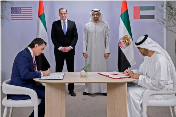 Mỹ và UAE ký thỏa thuận về chuyển đổi năng lượng