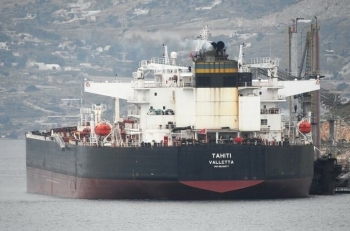 Tàu chở dầu của Nga cập cảng UAE