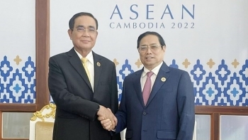 Thủ tướng Phạm Minh Chính gặp Thủ tướng Thái Lan Prayut Chan-o-cha