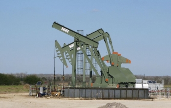 Giá dầu giảm khi đường ống Druzhba hoạt động trở lại