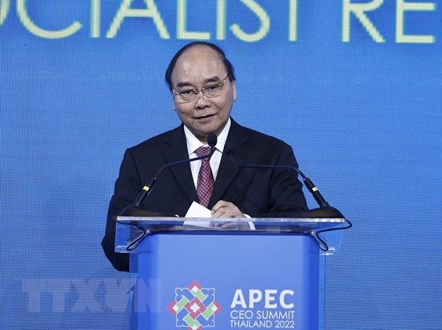 Sáng 17/11, tại Thủ đô Bangkok, Chủ tịch nước Nguyễn Xuân Phúc phát biểu tại Phiên họp thứ 4 Hội nghị Thượng đỉnh doanh nghiệp APEC (CEO Summit) về Thương mại và Đầu tư.. (Ảnh: Thống Nhất/TTXVN)