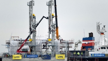 Đức: Chi phí mua và bảo trì các nhà ga LNG nổi tăng gấp đôi dự tính