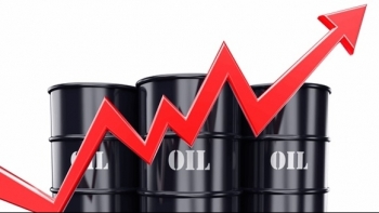 Giá dầu tăng nhẹ sau chuỗi giảm liên tiếp
