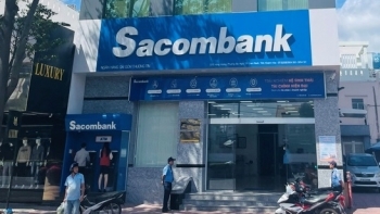 Tin ngân hàng ngày 24/11: Khởi tố 4 cựu nhân viên phòng giao dịch Sacombank Cam Ranh