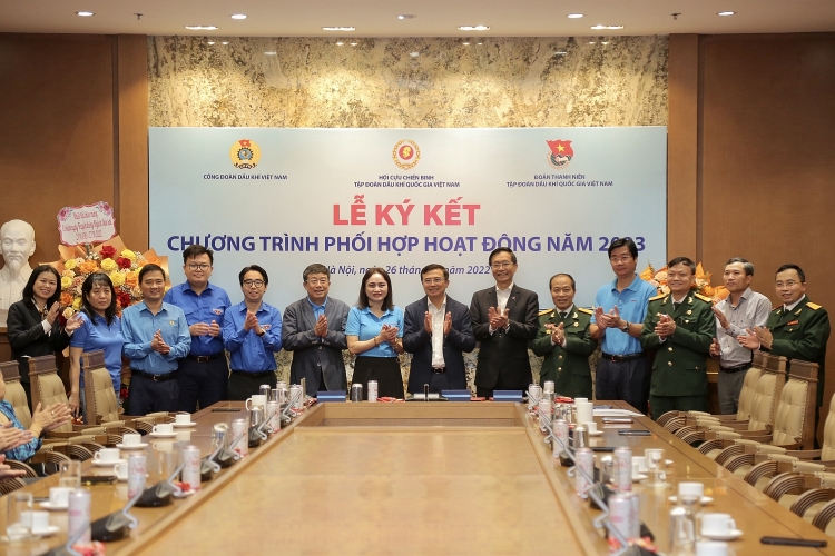 Tăng cường phối hợp giữa các tổ chức đoàn thể chính trị   xã hội trong Tập đoàn Dầu khí Quốc gia Việt Nam