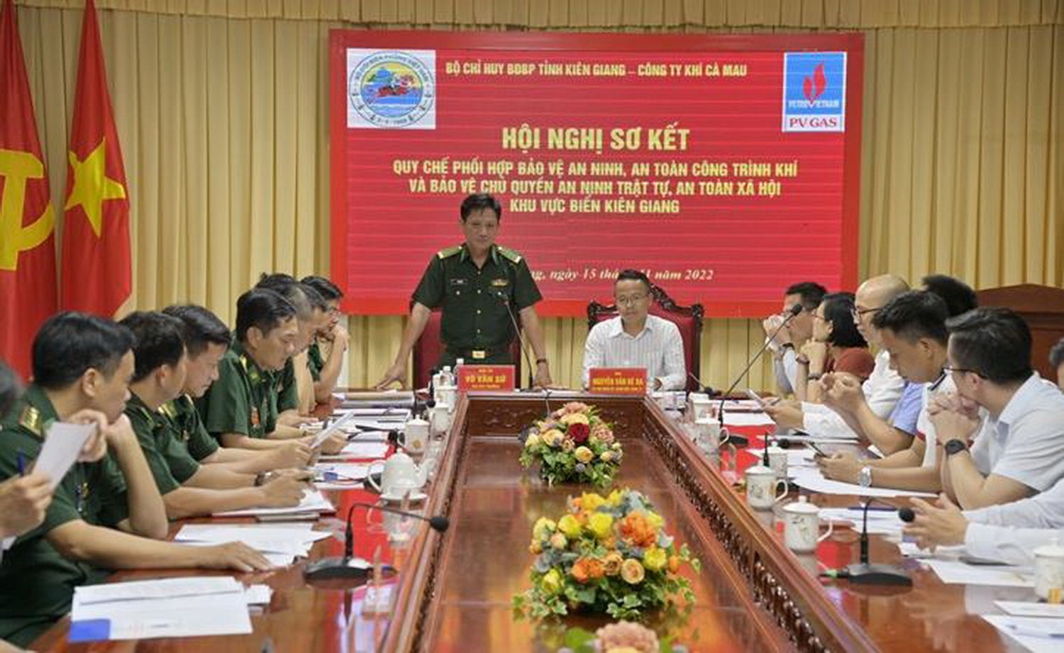 Bộ Chỉ huy Bộ đội Biên phòng tỉnh Kiên Giang và Công ty Khí Cà Mau tổ chức Hội nghị đánh giá kết quả phối hợp