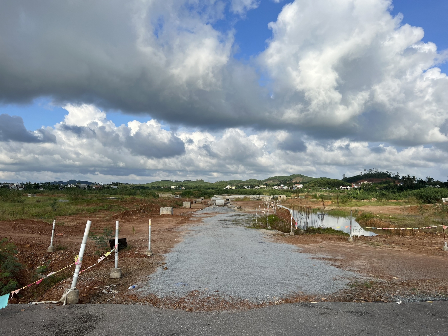 Chưa được cấp phép, Đất Xanh Quảng Ngãi đã san lấp ruộng làm dự án bất động sản