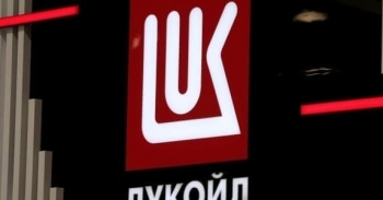 Ý công bố giải pháp tạm thời đối với nhà máy lọc dầu Lukoil