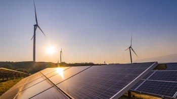 IEA: Công suất năng lượng tái tạo sẽ tăng 2.400 GW trong 5 năm tới