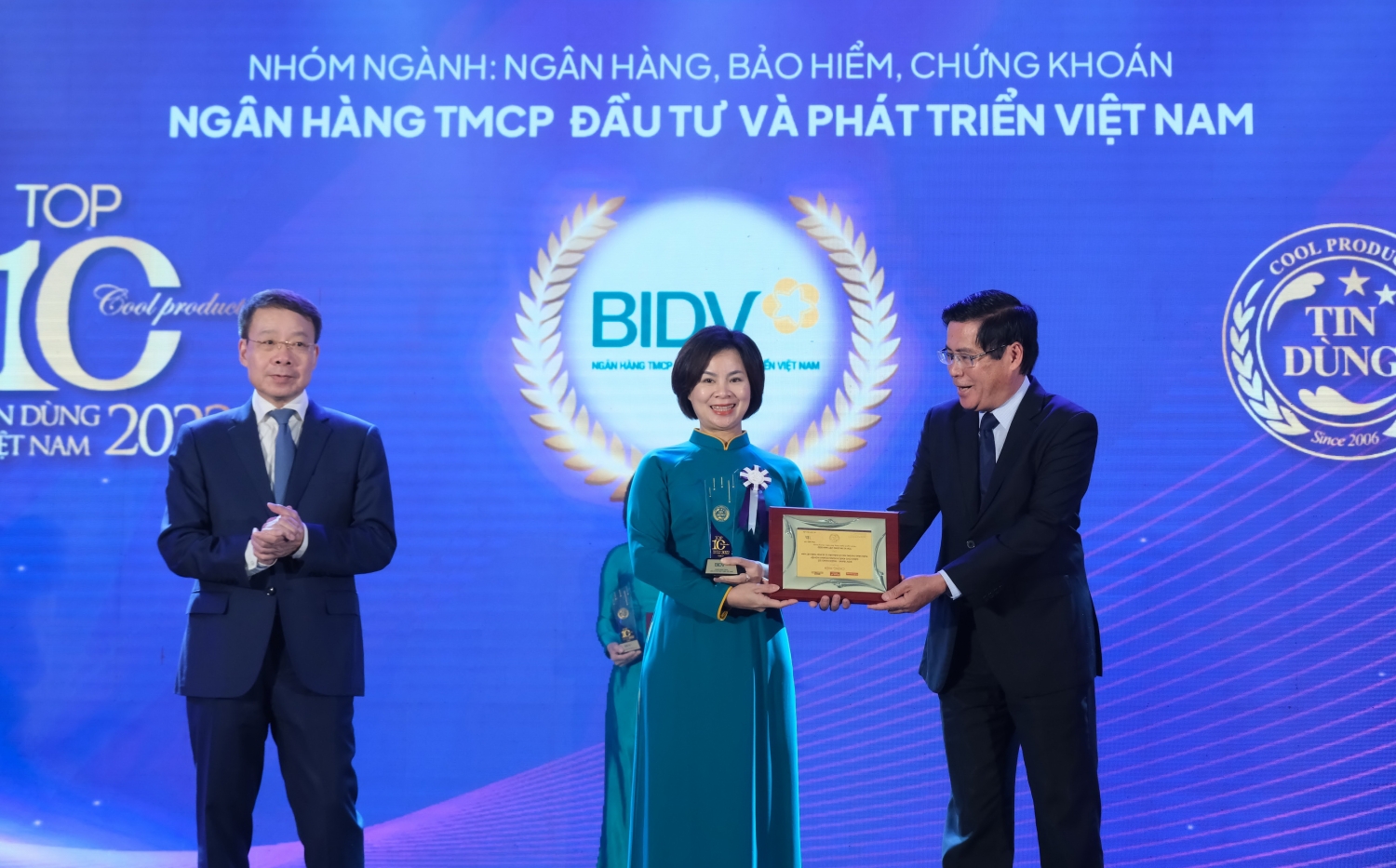 Hai sản phẩm của BIDV nhận giải thưởng Tin Dùng Việt Nam 2022