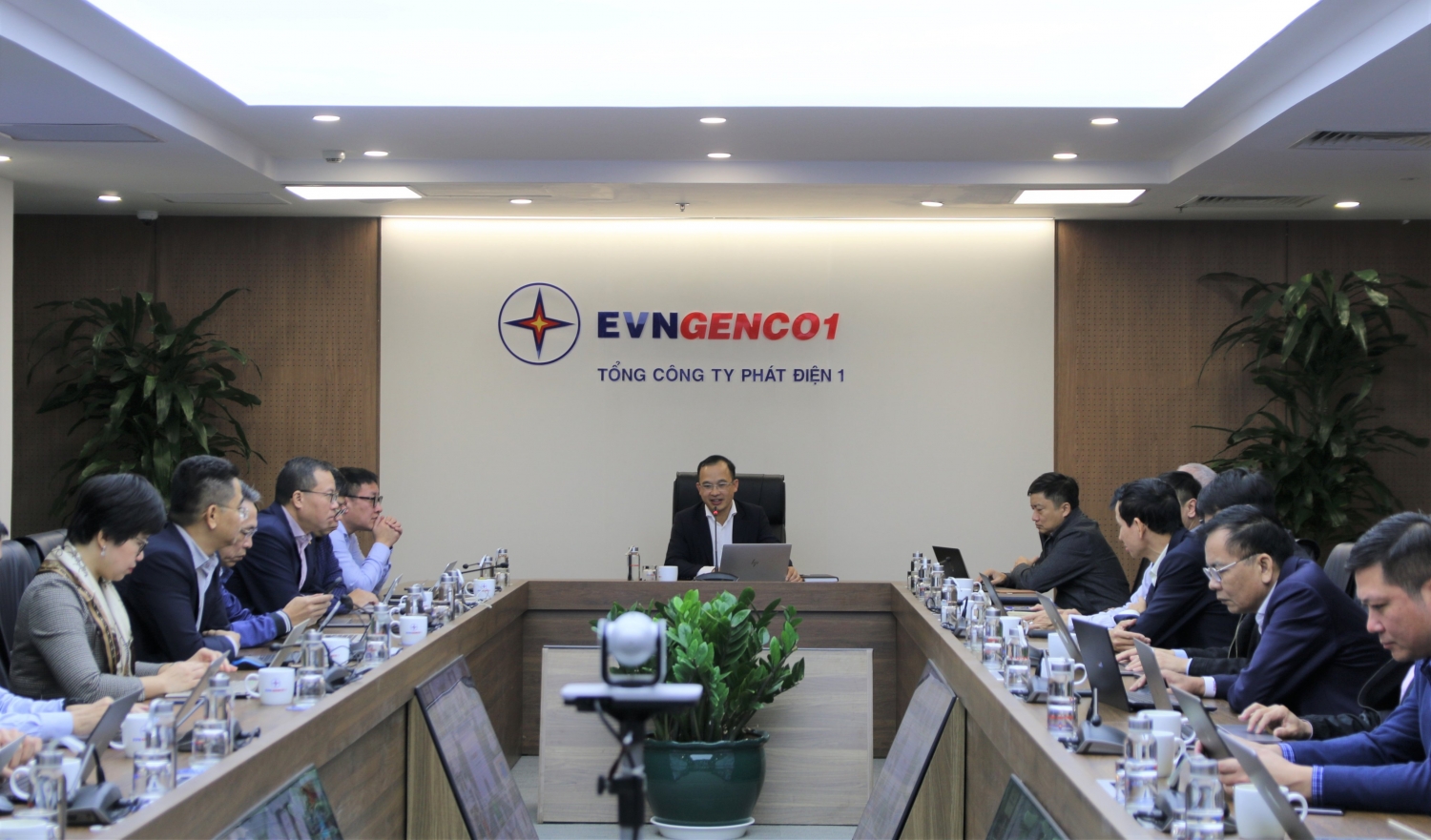 Lãnh đạo EVNGENCO1 họp giao ban trực tuyến tháng 11
