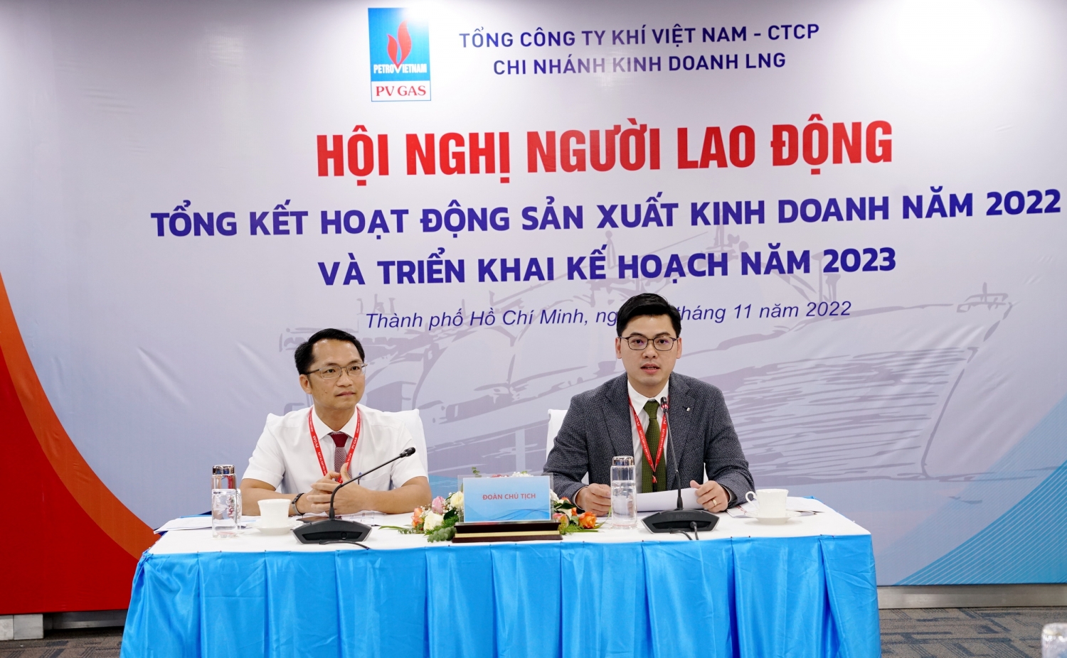 Ban giám đốc chi nhánh PV GAS LNG chủ trì hội nghị cán bộ năm 2022