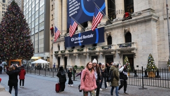 Thị trường chứng khoán thế giới ngày 27/12: Hợp đồng tương lai của Mỹ tăng điểm, nhà đầu tư sẽ được “phát quà”?