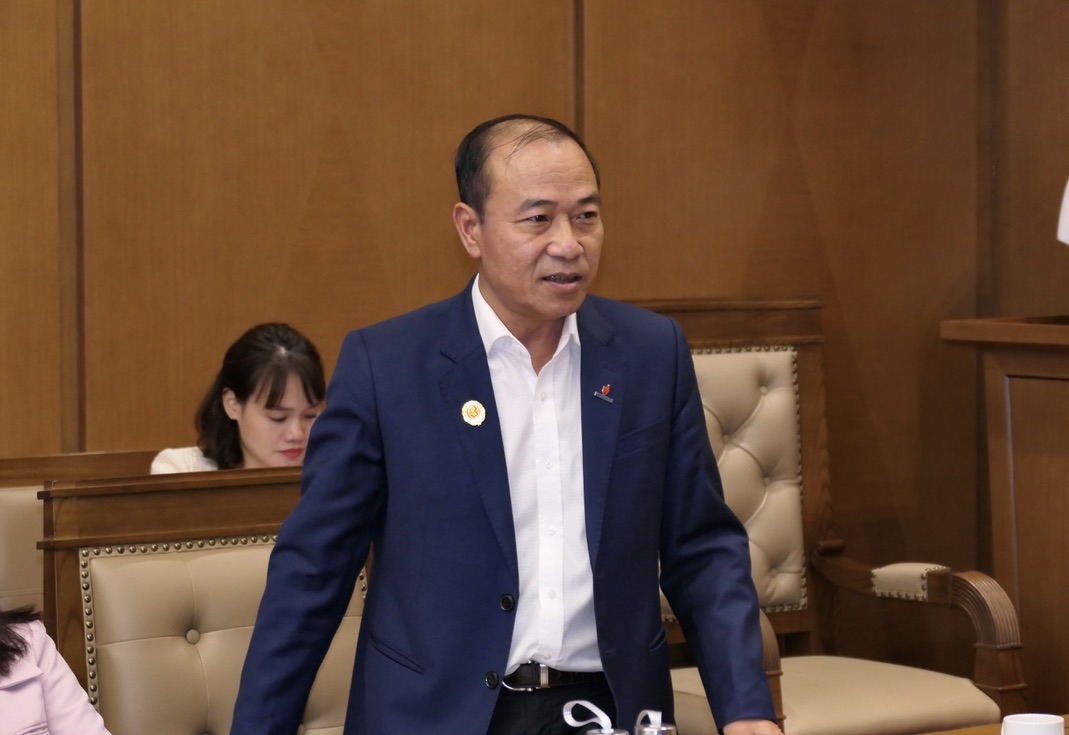 Đồng chí Phạm Quang Dũng, Ủy viên Ban thường vụ Đảng ủy Tập đoàn, Phó Bí thư Thường trực Đảng ủy Cơ quan Tập đoàn phát biểu, chỉ đạo tại hội nghị.