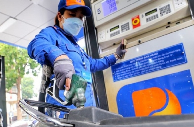 Giá xăng dầu đồng loạt giảm mạnh tới 1.258 đồng/lít