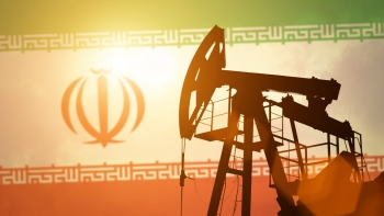 Xuất khẩu dầu của Iran tăng cao kỷ lục bất chấp lệnh trừng phạt từ Mỹ