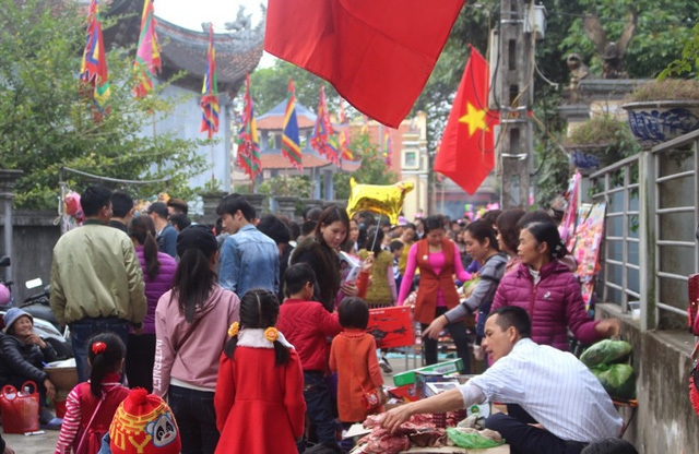 Những phiên chợ Tết đặc biệt có một không hai của người Việt