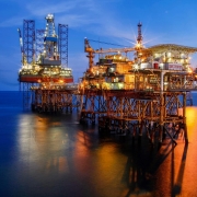 IEA: Nhu cầu dầu mỏ toàn cầu sẽ tăng lên mức cao nhất mọi thời đại vào năm 2023