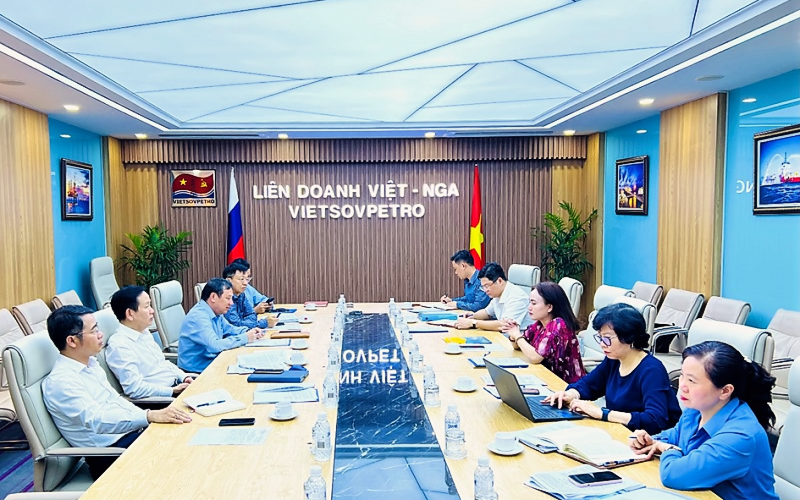 Công đoàn Dầu khí Việt Nam làm việc với Vietsovpetro về triển khai nhiệm vụ công tác Công đoàn năm 2023