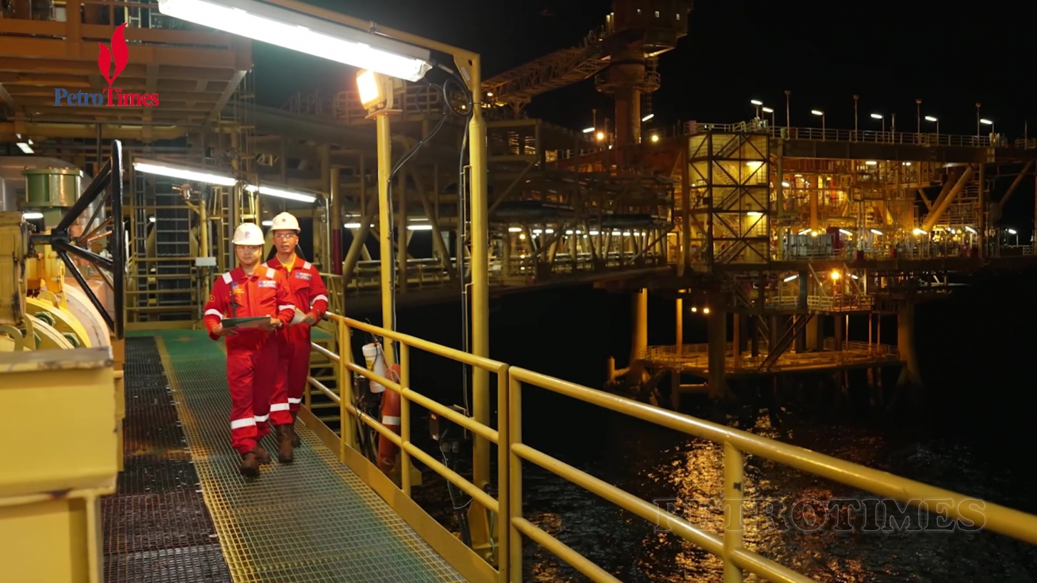 [PetroTimesMedia] Người lao động khai thác dầu khí trên biển cần phải có thời gian làm việc, nghỉ ngơi hợp lý