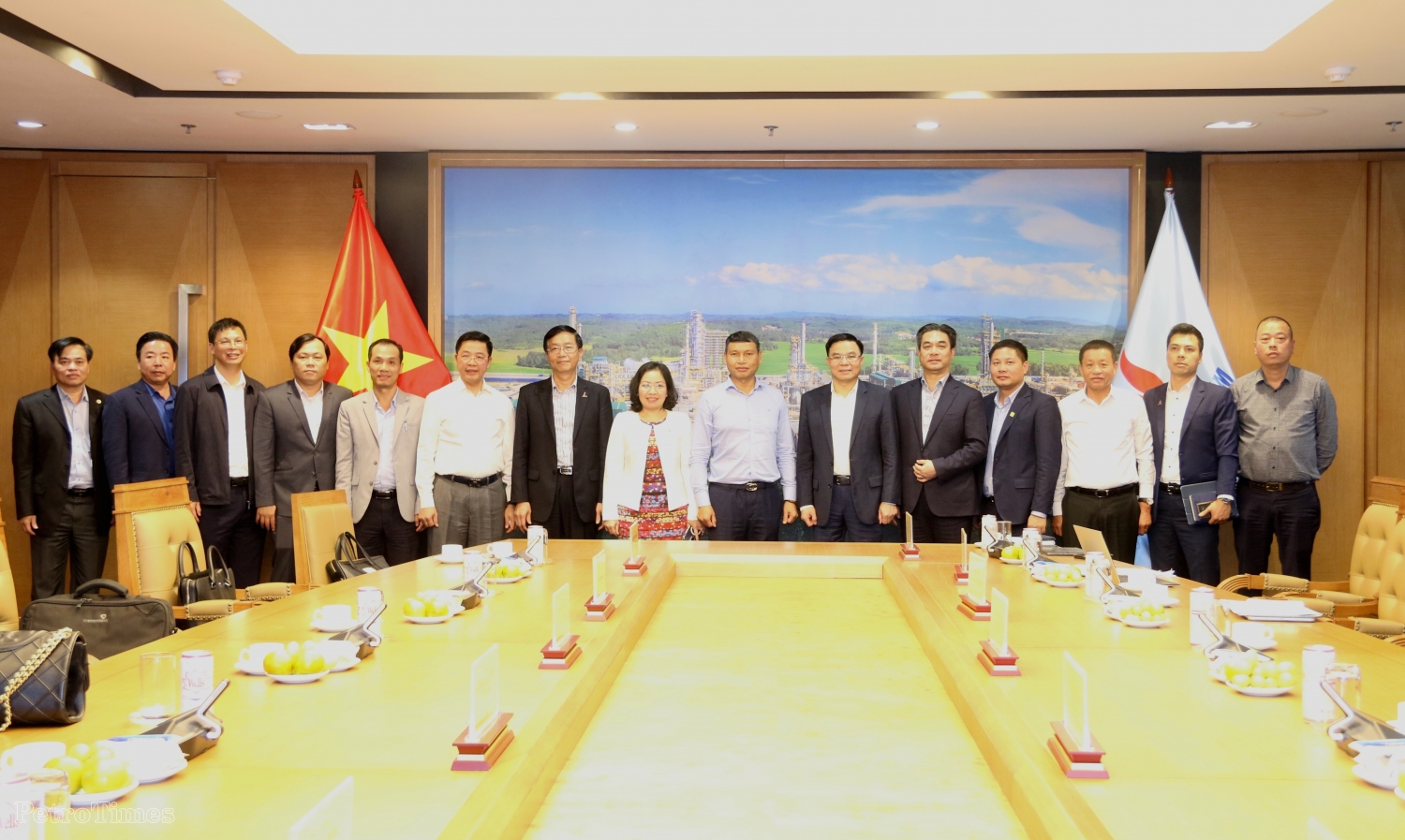 Lãnh đạo UBND thành phố Đà Nẵng làm việc với Petrovietnam: Đẩy mạnh hợp tác đầu tư lĩnh vực năng lượng