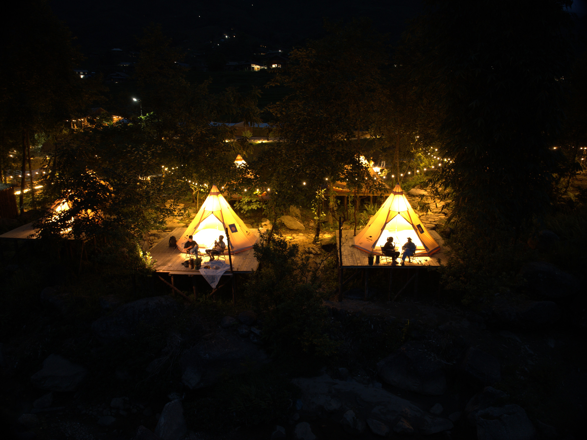 Glamping - xu hướng cắm trại sang trọng ở Lào Cai