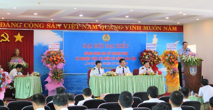 Công đoàn XN Vận tải biển và Công tác lặn Vietsovpetro tổ chức thành công Đại hội lần thứ XIII