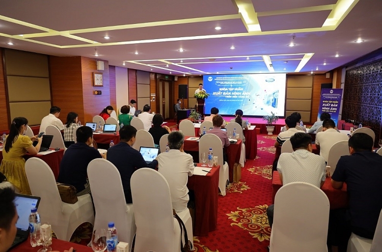 Dự án phát triển báo chí Việt Nam và Vinamilk tổ chức Diễn đàn Kinh tế báo chí 2023