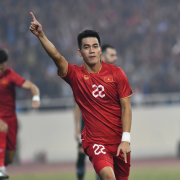 Đội tuyển Việt Nam tăng hạng, Thái Lan tụt sâu
