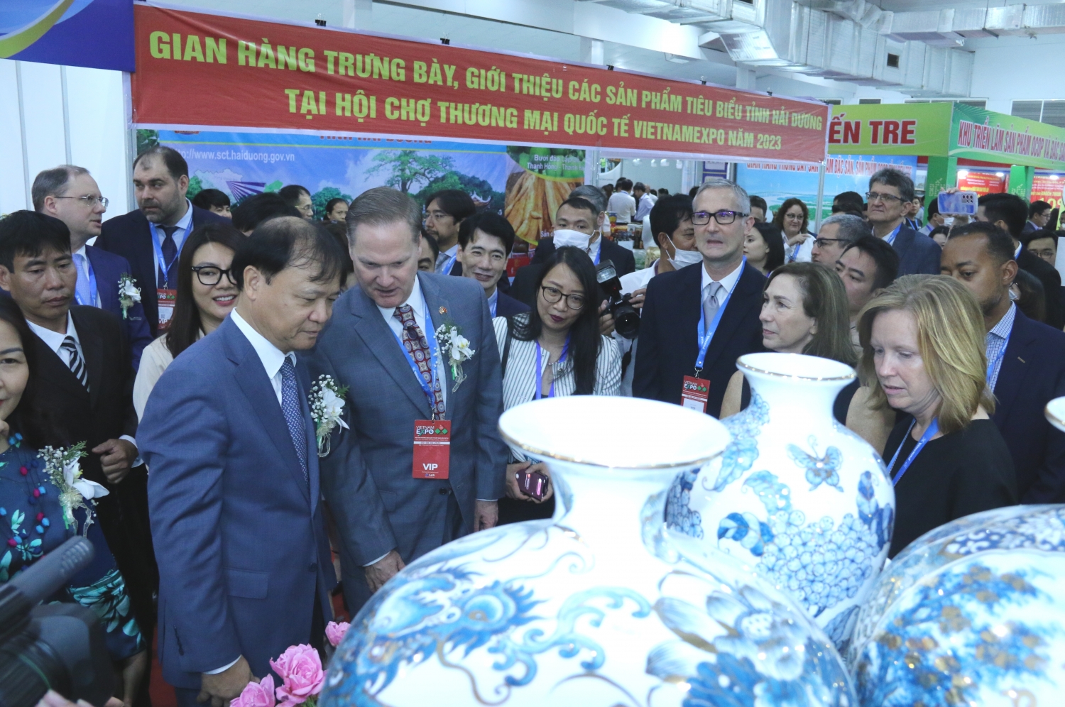 Hơn 500 doanh nghiệp trưng bày sản phẩm tại Vietnam Expo 2023