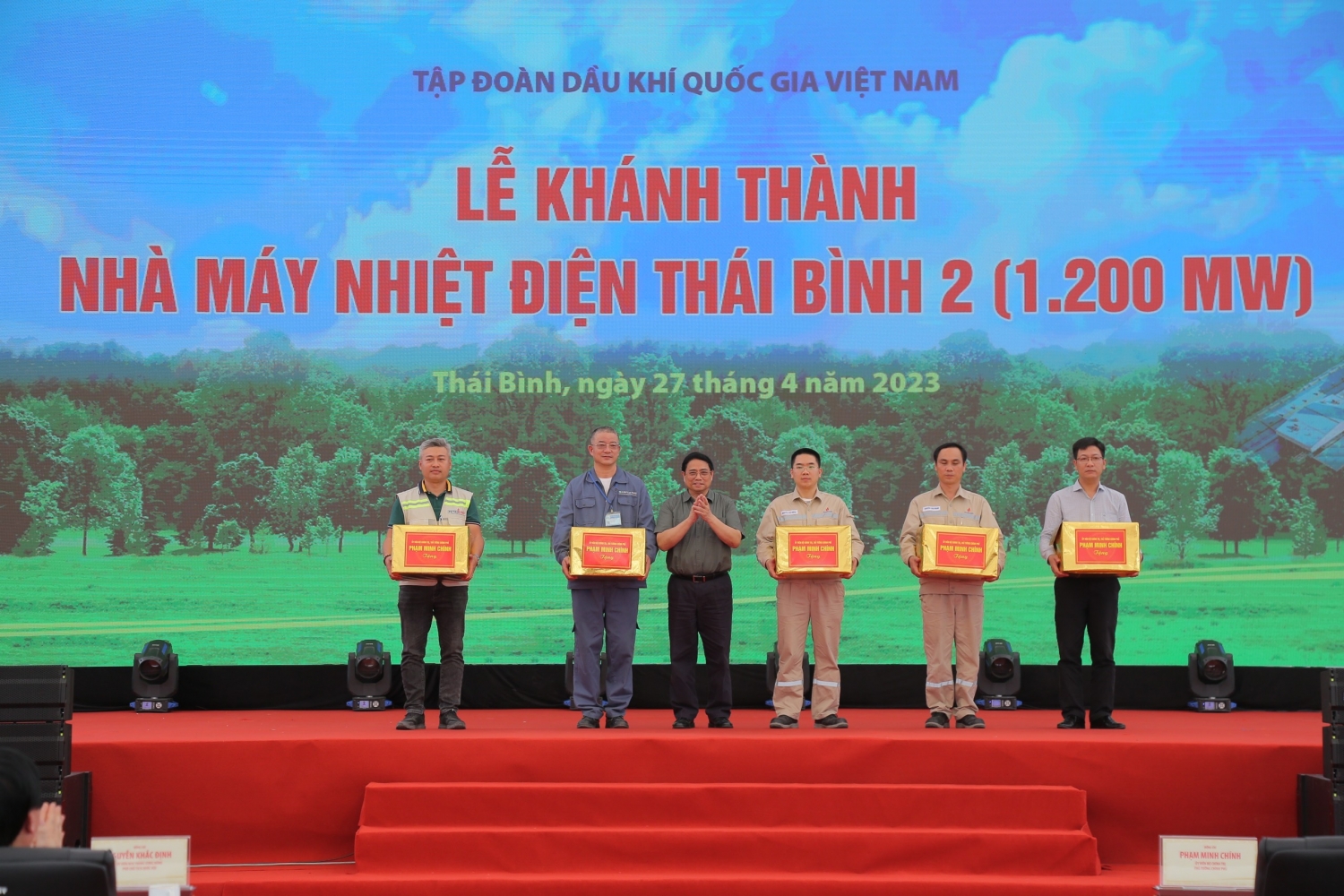 Thủ tướng Phạm Minh Chính khánh thành NMNĐ Thái Bình 2