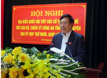 Phó Thủ tướng Phạm Bình Minh tiếp xúc cử tri