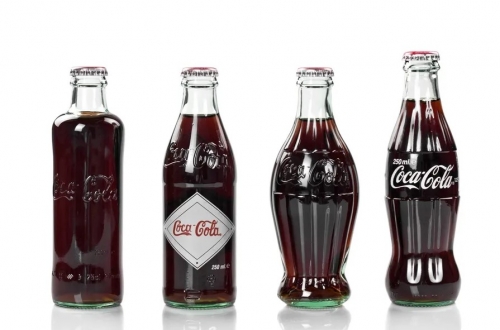 Chuyện mẫu chai “không thể sao chép” của Coca Cola | Doanh nhân