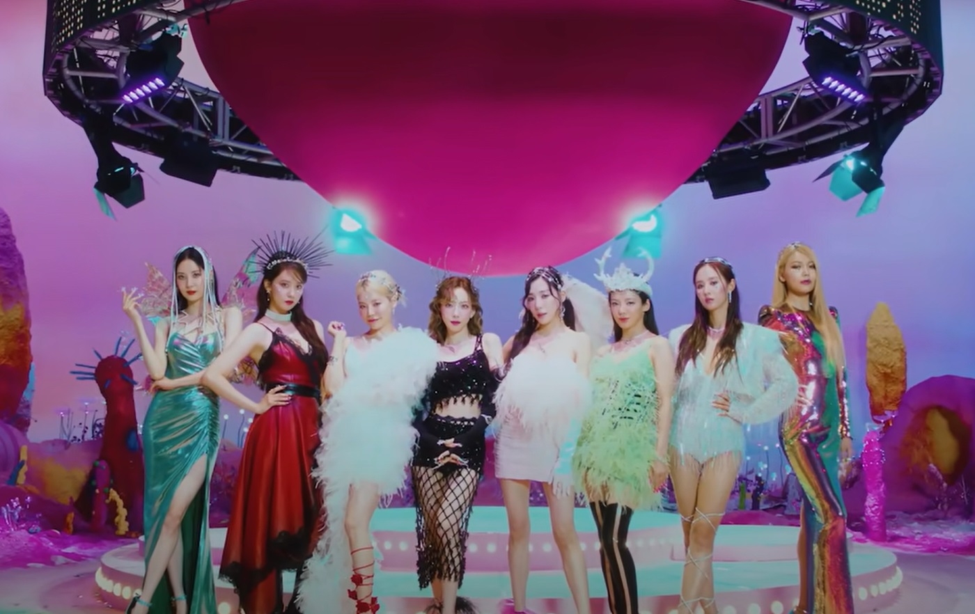 Sao Hàn Hôm Nay 31 7 Snsd Nhá Hàng Cho Màn Comeback Bùng Nổ Sau Thời Gian Dài Vắng Bóng