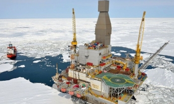 Tổng thống Vladimir Putin ký sắc lệnh tiếp quản dự án dầu khí Sakhalin-1