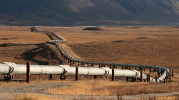 Azerbaijan tăng gấp đôi xuất khẩu dầu và khí đốt sang châu Âu