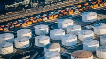 Tồn kho dầu thô của Mỹ tăng 2,6 triệu thùng trong tuần trước