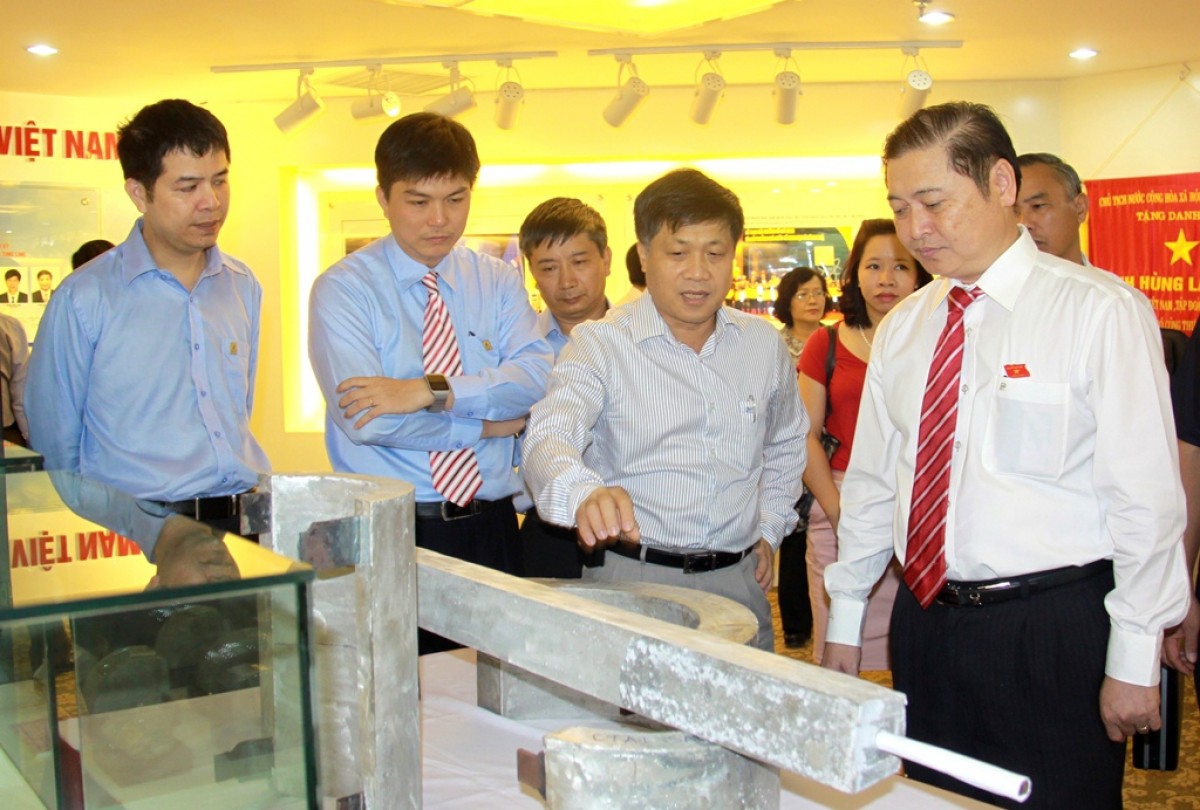 Ủy ban Khoa học Công nghệ và Môi trường Quốc hội làm việc với Viện Dầu khí Việt Nam