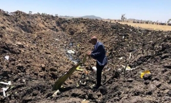 Nhân chứng: Máy bay Ethiopia nổ cực mạnh khi đâm xuống đất
