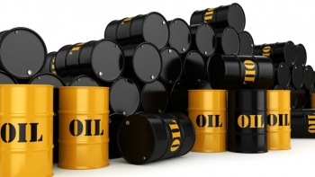 Giá dầu giảm vào đầu phiên giao dịch
