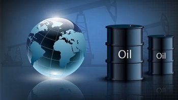 Giá dầu tăng cao hơn do lo ngại về lệnh cấm vận dầu của Nga và gián đoạn nguồn cung ở Libya