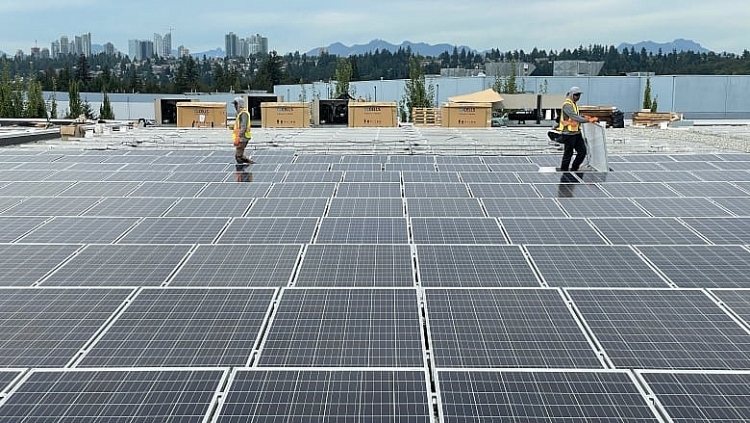 Mỹ dỡ bỏ thuế quan đối với các sản phẩm năng lượng mặt trời của Canada