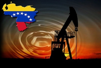 Venezuela “sẵn sàng” giải cứu thị trường dầu mỏ thế giới