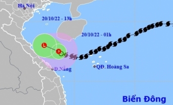 Bão Nesat suy yếu thành áp thấp nhiệt đới, Đông Bắc Bộ và Bắc Trung Bộ mưa dông