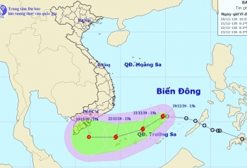 Áp thấp nhiệt đới trên Biển Đông mạnh lên thành bão số 14