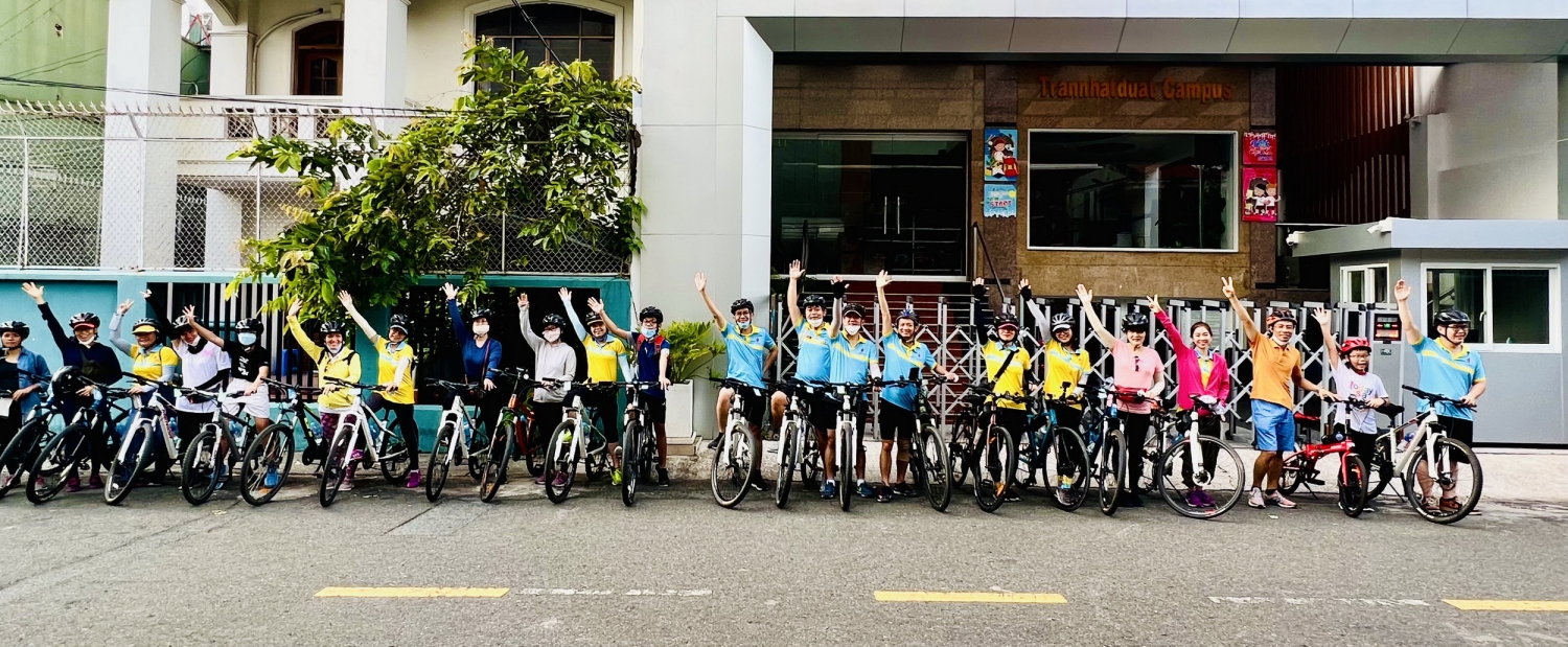 Đoàn tham gia Chương trình Đạp xe - Cung đường “Địa chỉ đỏ” của PMC