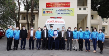 PVOIL trao tặng 1 xe cứu thương cho huyện Ngọc Lặc, tỉnh Thanh Hóa