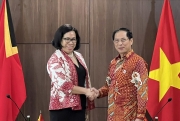 Bộ trưởng Ngoại giao Bùi Thanh Sơn gặp Bộ trưởng Ngoại giao và hợp tác Timor-Leste