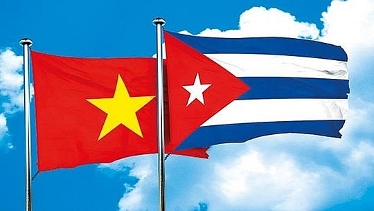 Việt Nam và Cuba đã tạo ra một mối quan hệ cùng lợi và thân tình trong nhiều năm qua. Quan hệ hai nước đã đạt được nhiều thành tựu trong đa lĩnh vực. Việt Nam mong muốn tiếp tục củng cố mối quan hệ này và hợp tác ngày càng chặt chẽ, đem lại lợi ích cho cả hai quốc gia.
